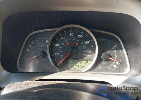 2015 Toyota Rav4 Le z USA, uszkodzony, nr VIN 2T3ZFREV5FW180451